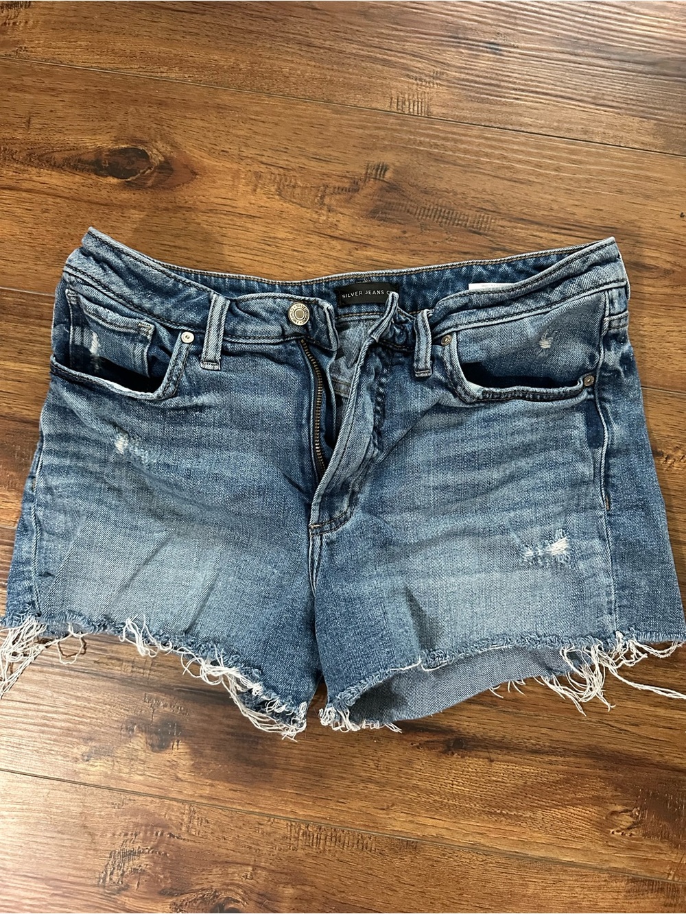 Silver Jean Co Frayed/Distressed Hem Women’s Jean Shorts - Blue